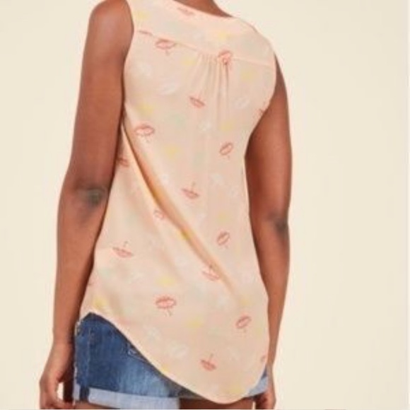 ModCloth Peach Umbrella Print Tank - Picture 2 of 7